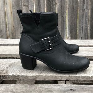 Ecco black heeled booties